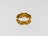 Gold ring with three horizontal ribs, Gold, Cypriot or Greek