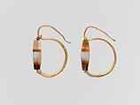 Gold earring with agate bead, Gold, agate, Roman