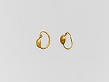 Gold earring with convex disc, Gold, Roman