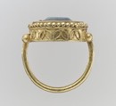 Intaglio in ring, Chalcedony, gold, Langobardic