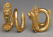 Gold spiral earring with lion-griffin terminal, Gold, Greek, Cypriot