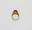 Ring with intaglio of a bird, Gold, garnet, Roman