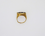 Gold finger ring with glass intaglio: a lioness, Gold with glass, Roman