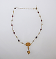 Necklace with pendant and glass beads, Gold, glass paste, Roman
