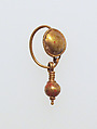 Earring with pendant, Gold