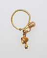 Earring with pendant and pearl setting, Gold