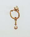 Gold earring with pearl pendant, Gold, Roman