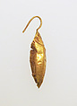 Earring-hook type with leaf form, Gold