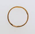 Ring with hollow hoop, Gold