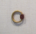 Gold swivel ring with carnelian scarab, Carnelian, gold, Etruscan