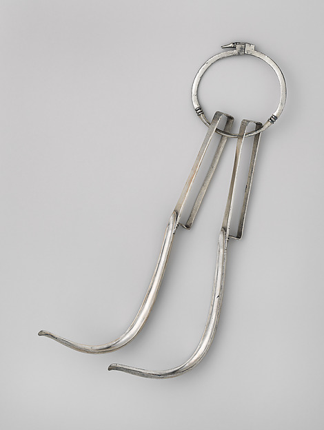 Pair of silver strigils (scrapers) on a carrying ring by an unrecorded maker, The Metropolitan Museum of Art