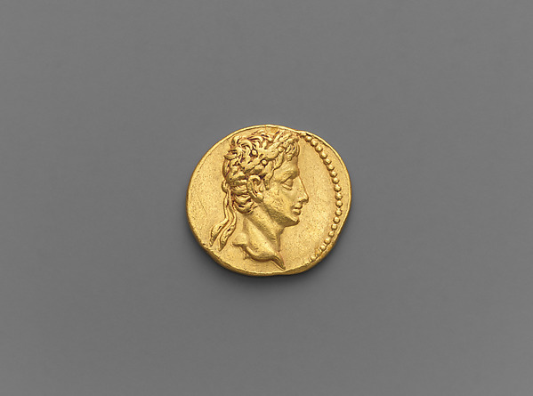 Gold aureus of Augustus