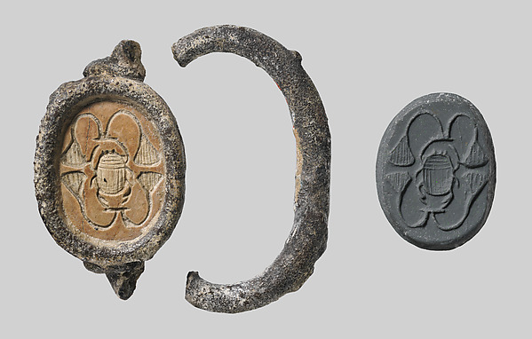 Silver pendant ring with scarab by an unrecorded maker, The Metropolitan Museum of Art