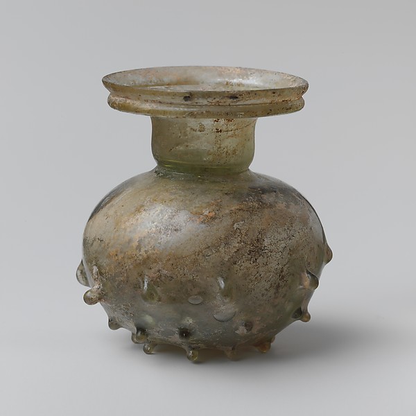 Glass sprinkler flask