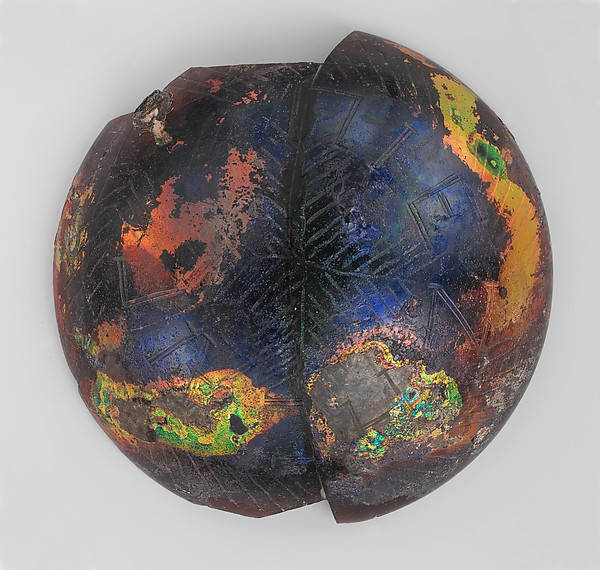 Glass bowl with inscription