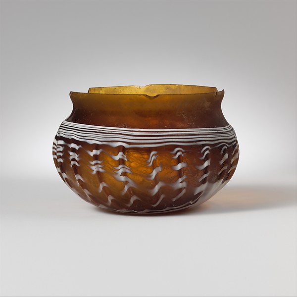 Glass ribbed bowl