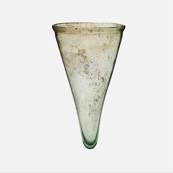 Glass lamp by an unrecorded maker, The Metropolitan Museum of Art