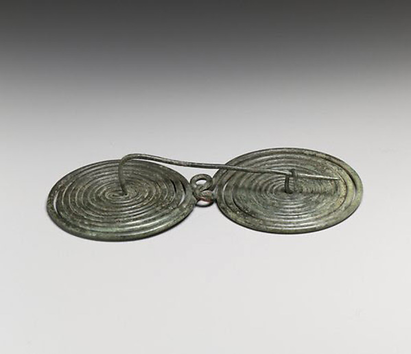 Bronze spectacle fibula (safety pin) by an unrecorded maker, The Metropolitan Museum of Art
