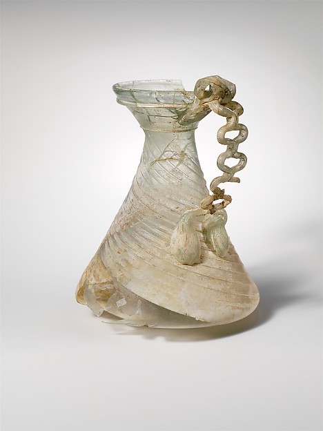 Glass jug with chain handle