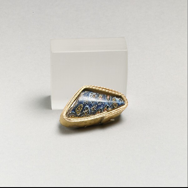 Glass mosaic fragment by an unrecorded maker, The Metropolitan Museum of Art