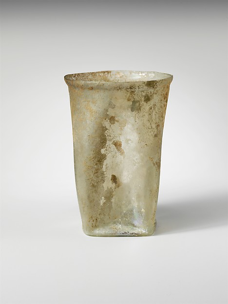 Glass beaker