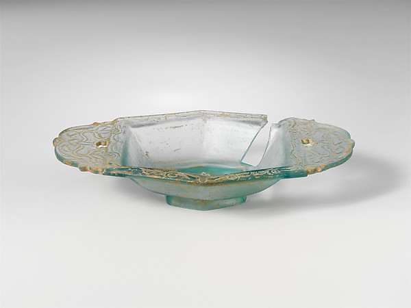 Glass dish by an unrecorded maker, The Metropolitan Museum of Art