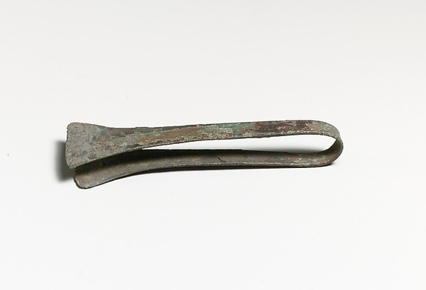 Bronze tweezers by an unrecorded maker, The Metropolitan Museum of Art