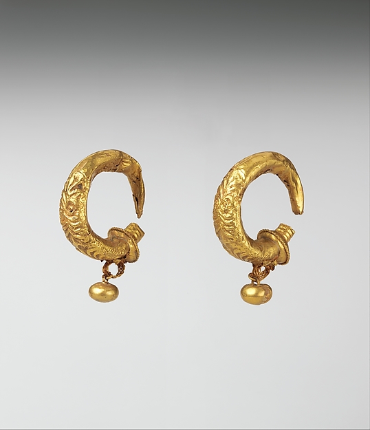 Gold earrings