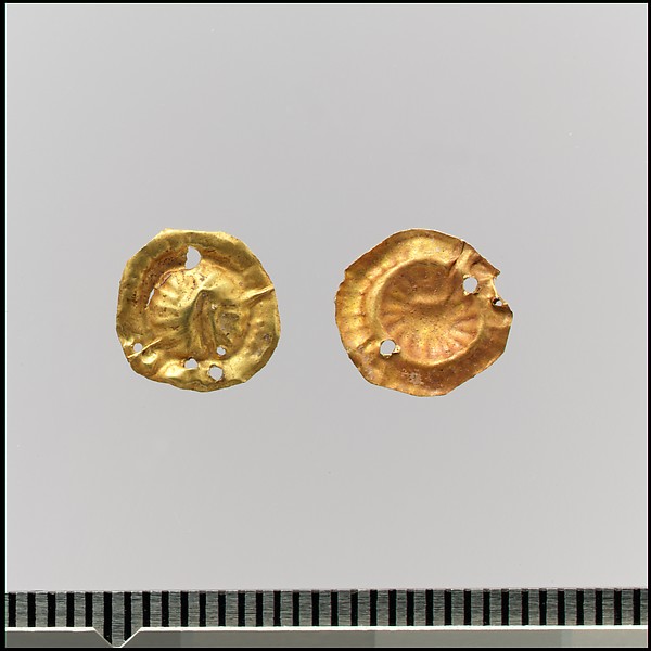 Appliqués, circular, 37