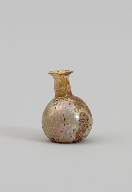 Glass perfume bottle