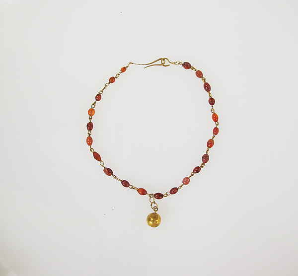 Necklace with carnelian beads