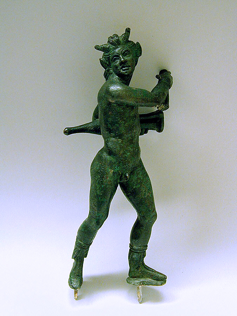 Bronze statuette of a satyr with an amphora
