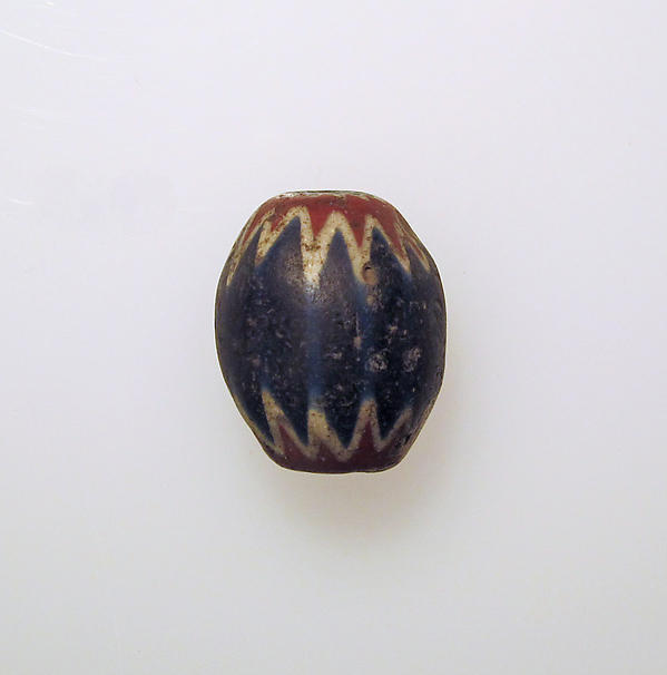 Glass chevron bead