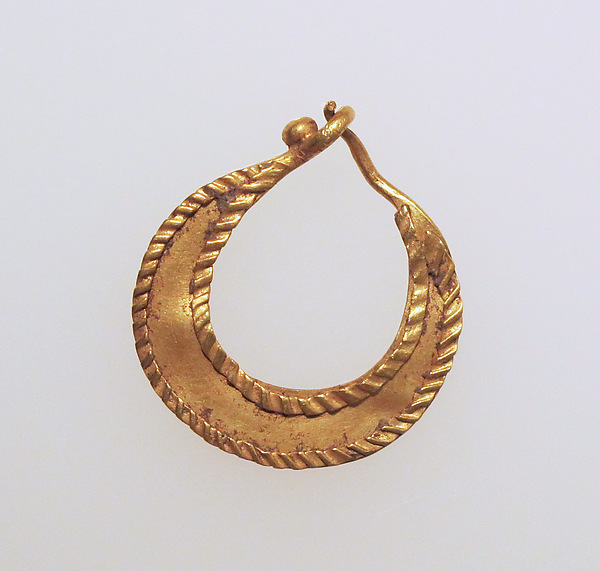 Earring, crescent-shaped, decorated
