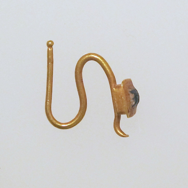 Earring-hook type with paste setting by an unrecorded maker, The Metropolitan Museum of Art
