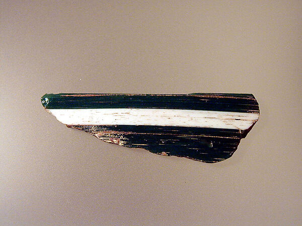 Glass border molding fragment by an unrecorded maker, The Metropolitan Museum of Art