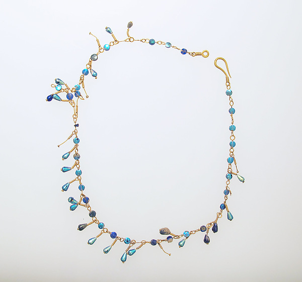 Necklace with blue beads by an unrecorded maker, The Metropolitan Museum of Art