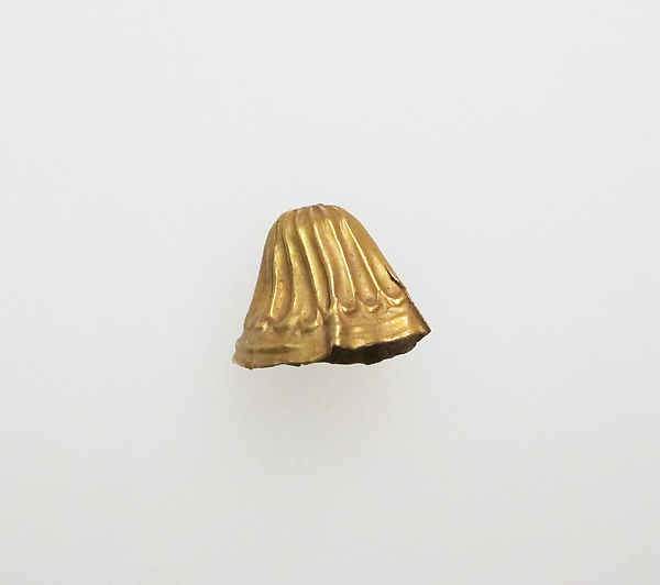 Bead ornament, bell-shaped