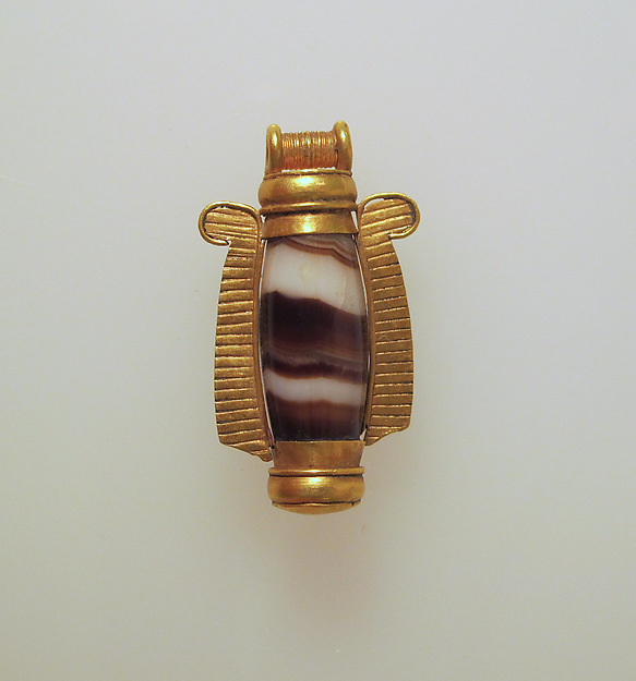 Pendant with agate bead by an unrecorded maker, The Metropolitan Museum of Art