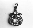 Pendant, Gold
