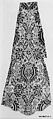 Textile Fragment, Silk; cut and voided velvet with continuous floats of flat metal thread