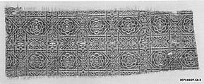 Textile Fragment, Silk, gold wrapped silk, and undyed linen; compound weave