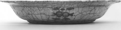 Dish with Phoenixes, Earthenware; painted under transparent glaze