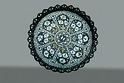 Bidri Tray with Flowering Plants in Arches Radiating from a Central Medallion, Zinc alloy inlaid with brass and silver