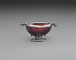 Miniature Garnet Cup with Dragon-Head Handles, Carved from star garnet (deep reddish purple with brownish undertones, displaying asterism); with gilded silver mounts