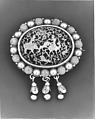 Brooch Decorated in the Thewa Technique, Pierced gold foil over glass (thewa work); with beads and filigree
