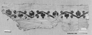 Fragment of a Tunic, Wool, linen; plain weave, tapestry weave