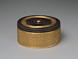 Crown, Vegetable fiber and gold thread or wire; woven