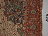 Ushak Medallion Carpet on White Ground, Wool (warp, weft and pile); symmetrically knotted pile