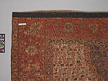 Ushak Medallion Carpet on White Ground, Wool (warp, weft and pile); symmetrically knotted pile